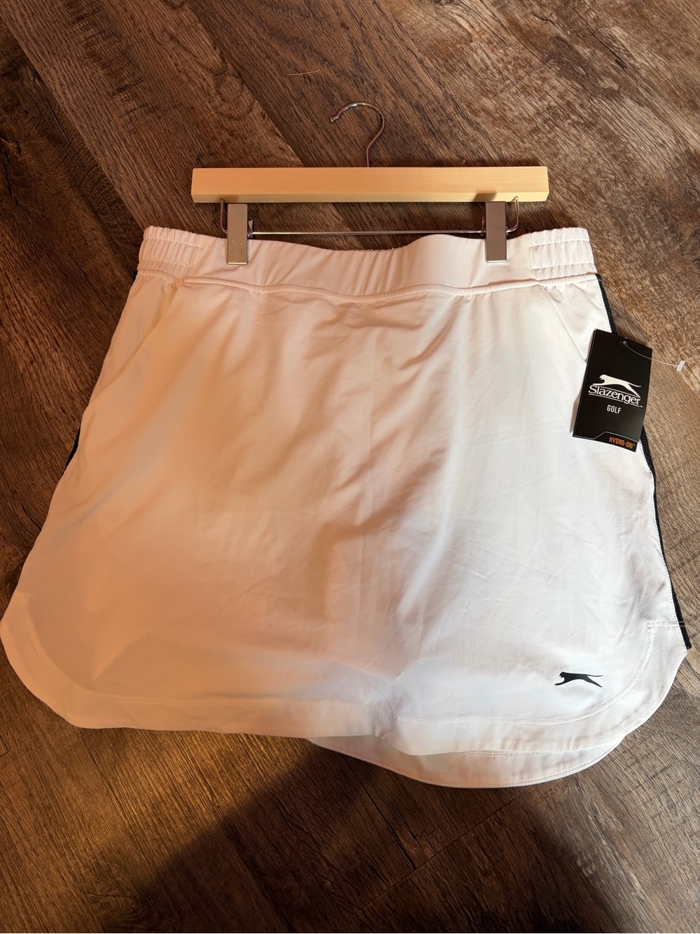 Slazenger White Golf Skort with Elastic Waist